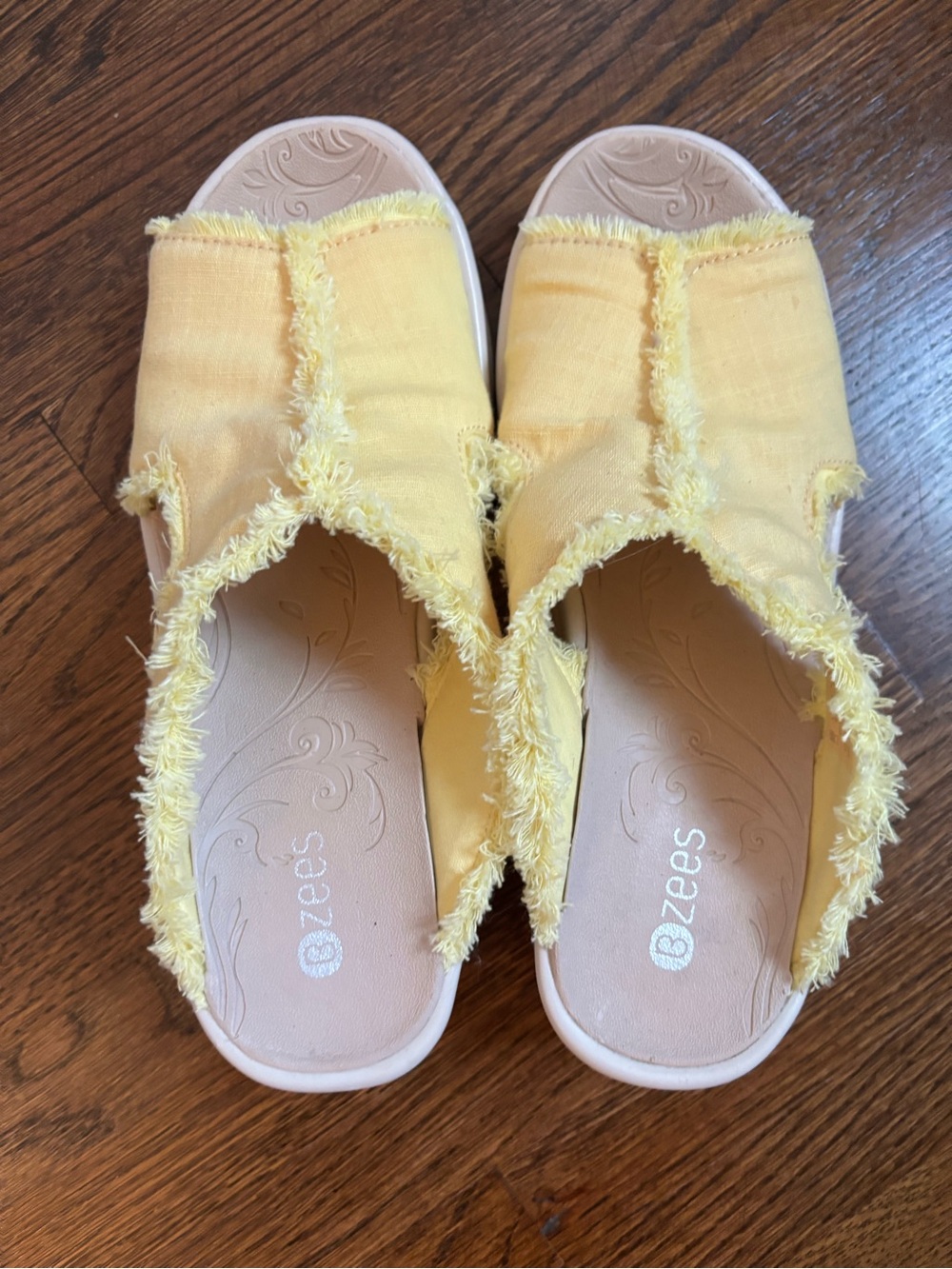 Bzees Sandal with Fray detail